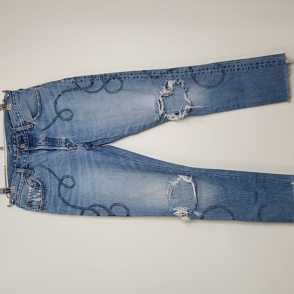 Levi's‎ Light Blue Distressed Women's Jeans - Picture 2 of 6